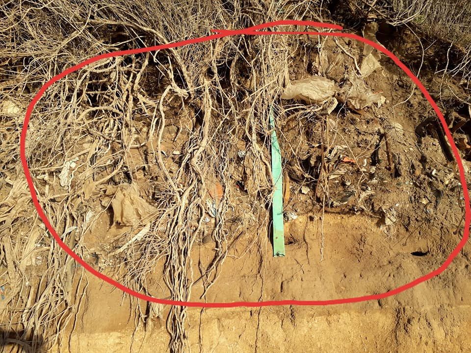 Cumuli di spazzatura sotto la spiaggia: “Uno schiaffo alla bellezza della Sardegna”