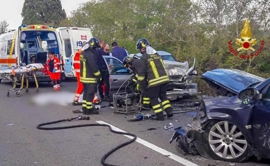 Nuova tragedia della strada in Sardegna: muore un 39enne nello schianto fatale tra due auto