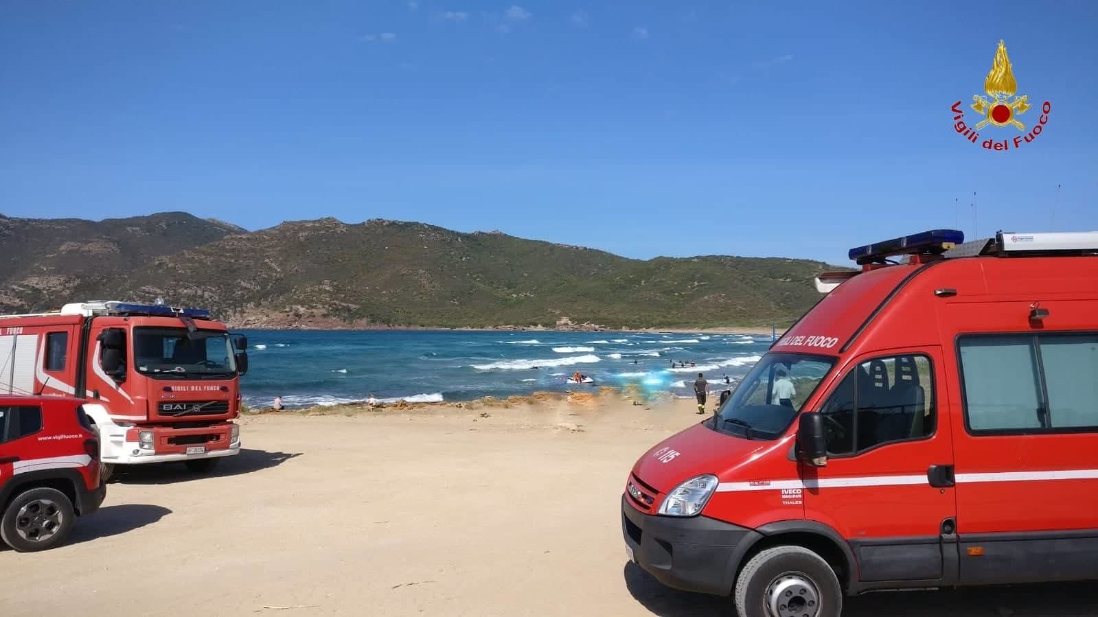 Paura nella spiaggia di Porto Ferro, 52enne scomparso nel nulla: ricerche in corso