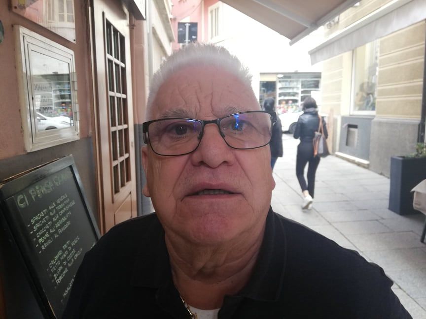 Sergio, storico ristoratore di Cagliari: “Alla Marina ragazzi ubriachi tra birra e whisky, un disastro”