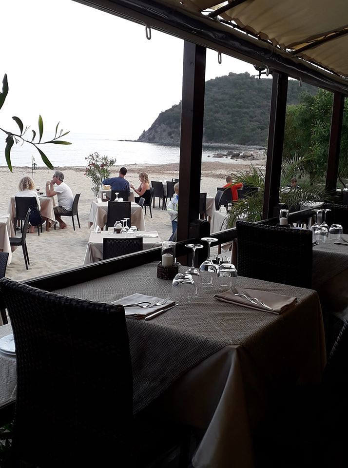 Villasimius, ruspe in marcia verso il ristorante Il Miraggio: “Proveremo a salvarlo”