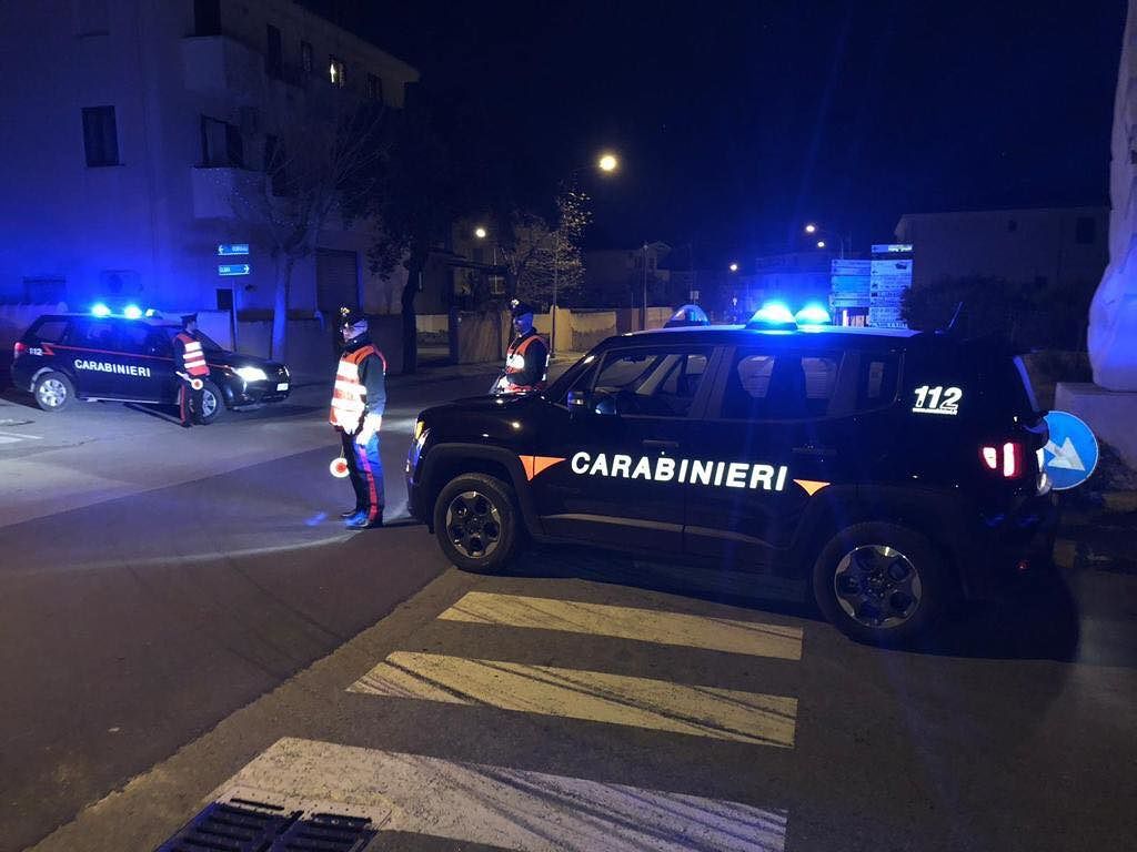 Sardegna, in casa una pistola con matricola abrasa e munizioni: nei guai 18enne