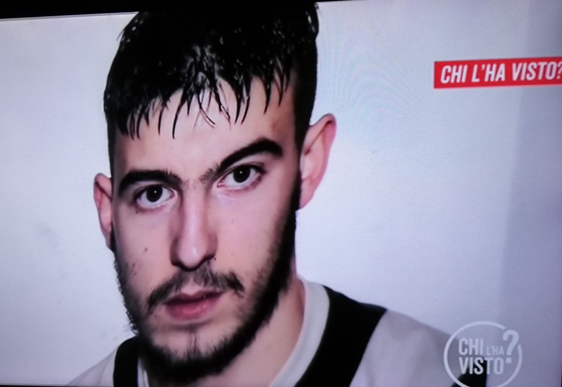 Cristian Farris scomparso da Orroli, la madre a Rai 3: “Il furgone bruciato? Un depistaggio”