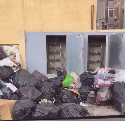 Cagliari, vittoria dei “caddozzi” contro le telecamere: via Timavo sempre più discarica