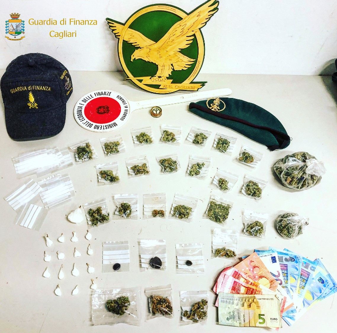 Cagliari, i Baschi Verdi arrestano uno spacciatore 28enne nel quartiere Sant’Elia