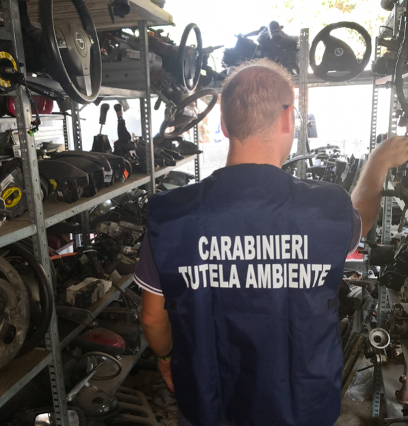 Villasor, scoperto un impianto abusivo per lo smontaggio dei veicoli: scatta il sequestro