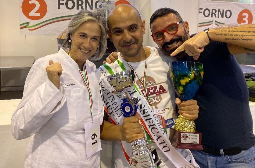 Il re italiano della pizza è di Quartu, Cristian Tolu trionfa in Campania
