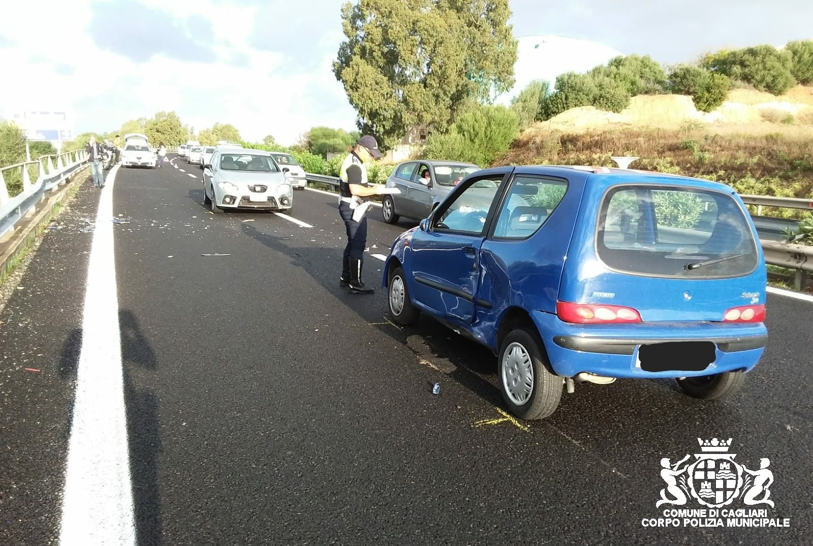 Cagliari, ennesimo incidente sulla 195 Racc: tre auto distrutte e un ferito