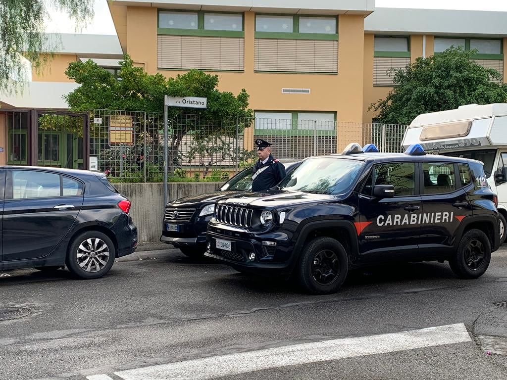 Selargius, ruba di notte alla scuola tedesca: 25enne incastrato dalle impronte digitali