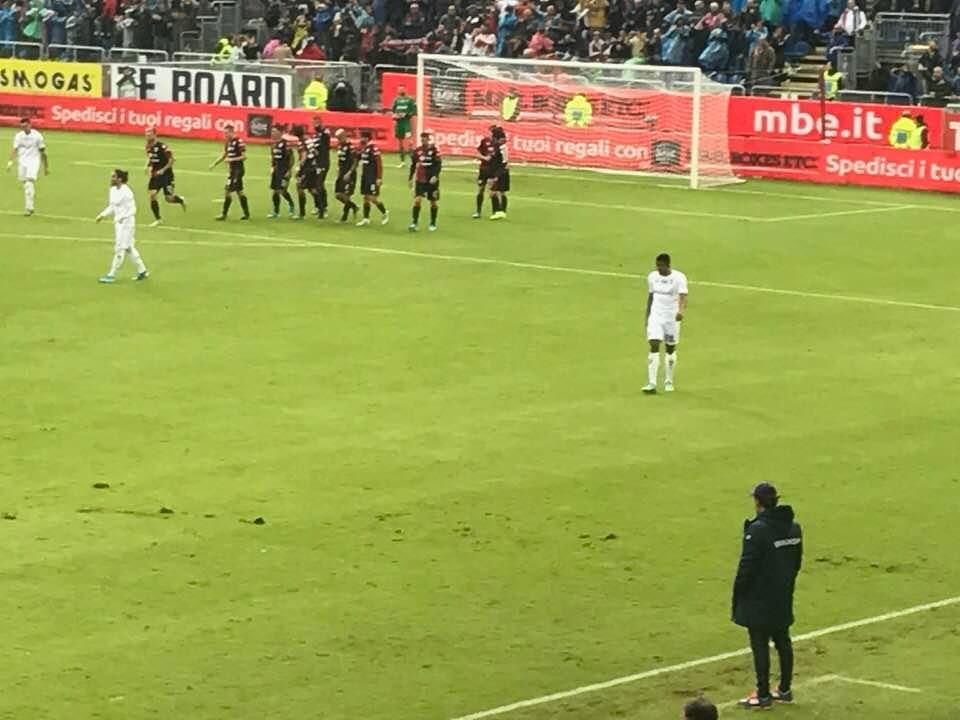 Incredibile Cagliari, la Roma perde a Parma e i rossoblù sono terzi con la Lazio: è sogno Champions League