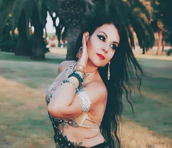 Katia Marcis, la danzatrice orientale di Quartu trionfa a Venezia fra le star