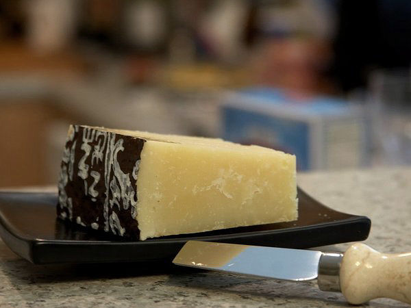 La risposta ai dazi di Trump: il pecorino della Sardegna conquista New York