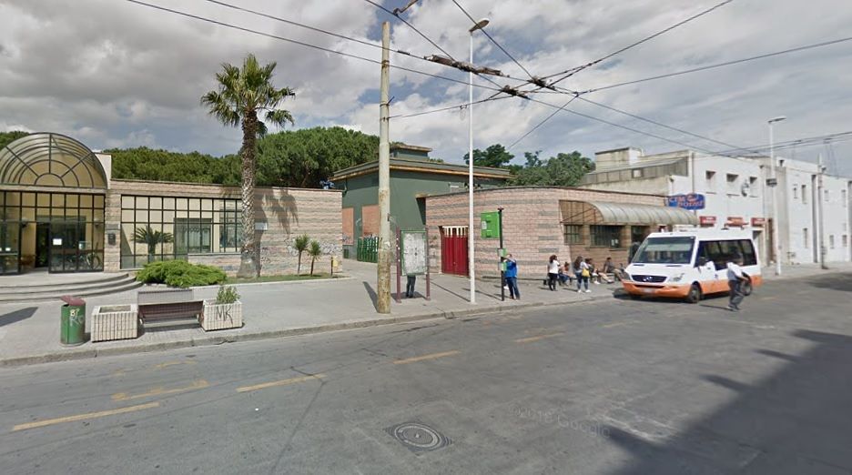 Quartu, la denuncia: “Mia figlia colpita da un bus Ctm passato col rosso, cerco testimoni”