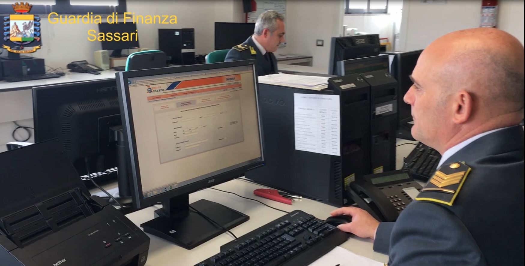 Percepivano il reddito di cittadinanza e lavoravano in nero: scoperti nove furbetti nel Sassarese