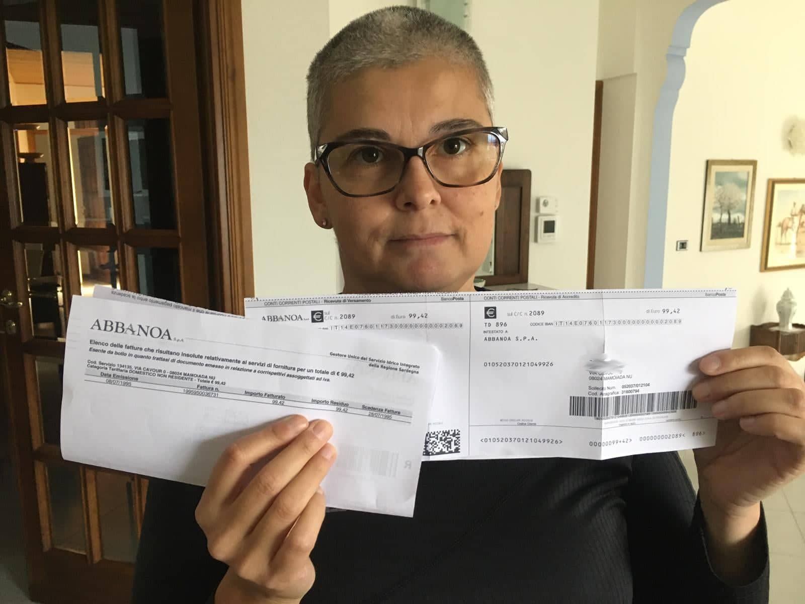 La rabbia di Sara: “Abbanoa vuole 100 euro da mio nonno morto nel 2005”