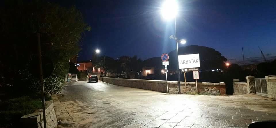 Risparmio energetico e sostenibilità: Arbatax si illumina con la nuova tecnologia a led