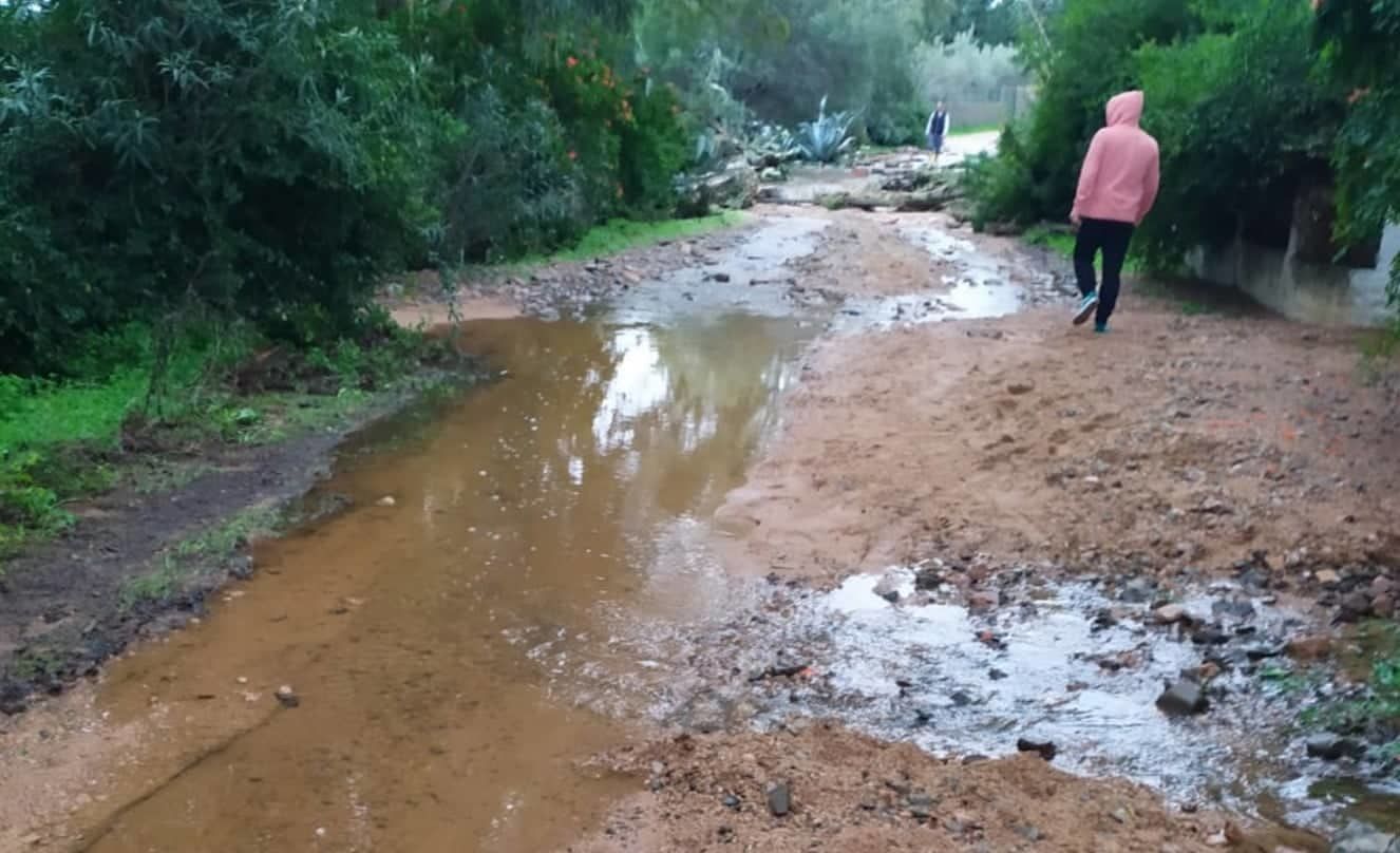 Strade invase dall’acqua e ponti distrutti a Sinnai: “Danni gravi, stato di calamità naturale”