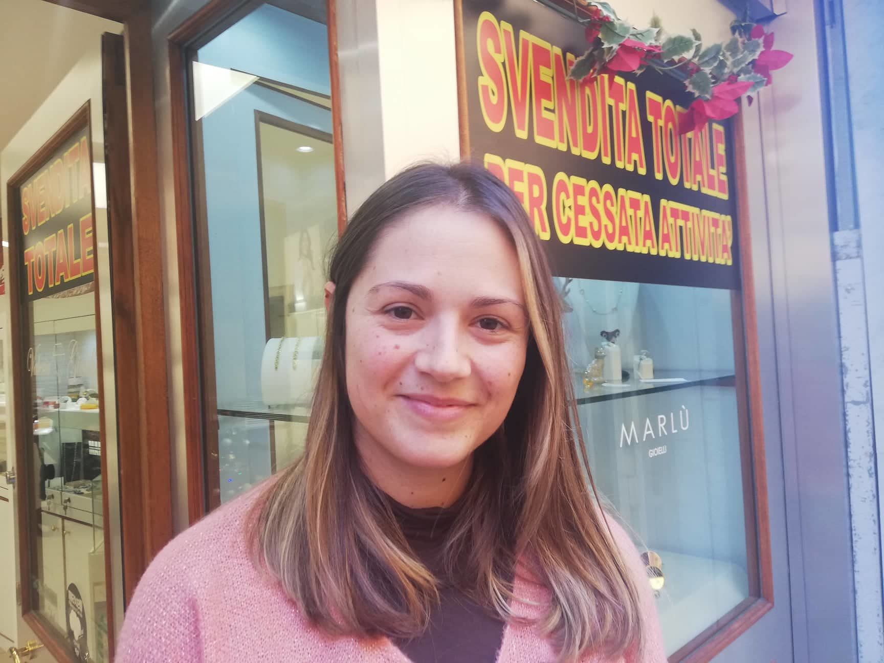 Cagliari, la scelta di Valeria: “Mamma per la seconda volta, dopo 10 anni chiudo la gioielleria”