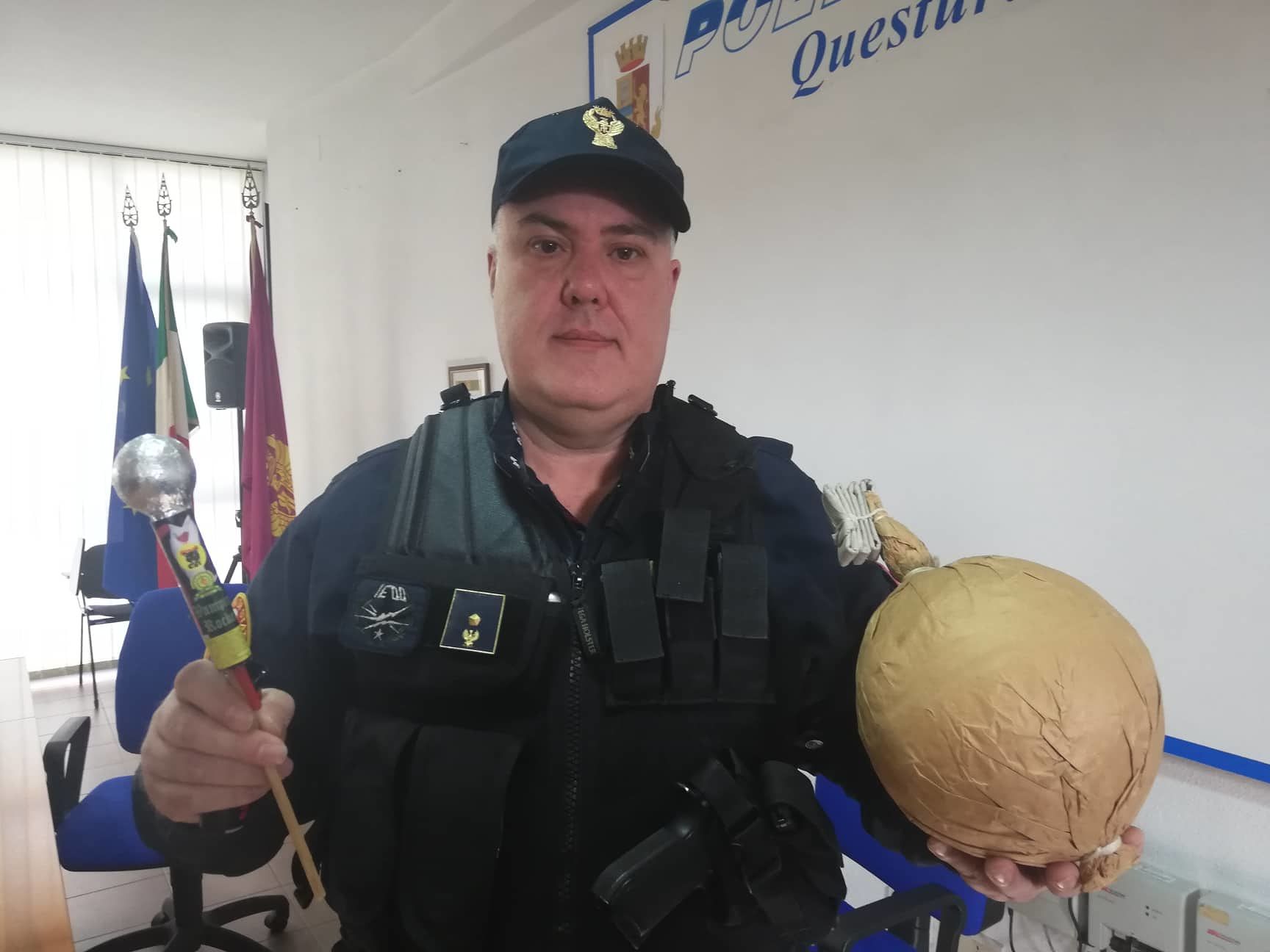 Botti a Cagliari: “Le ‘bombe di Maradona’ e le ‘cipolle’ illegali e micidiali, leggete sempre le istruzioni”