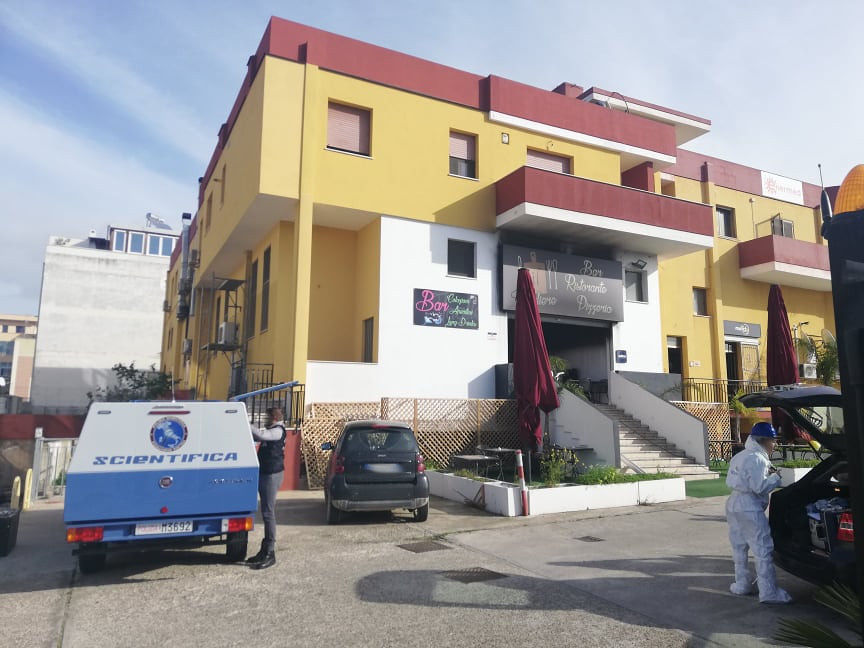 Cagliari, “Il Tagliere” distrutto da un incendio doloso: Scientifica a caccia di tracce