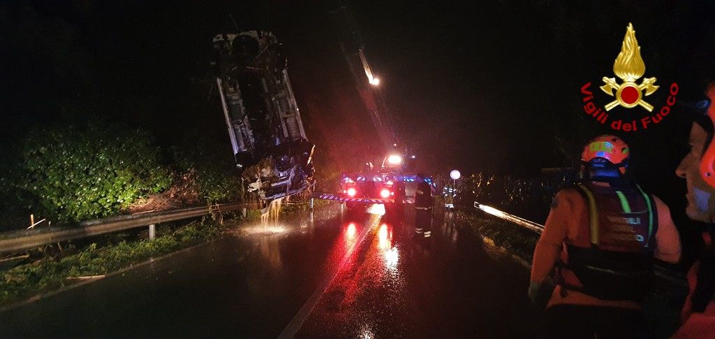 Soleminis sotto lo scacco del maltempo: “Bivio della 387 chiuso, non viaggiate”