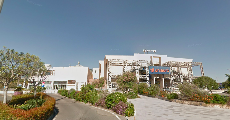 Rubano un drone da “Unieuro”: due pregiudicati arrestati dalla polizia a Quartucciu