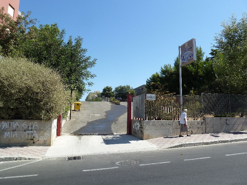 Cagliari, caso di scabbia all’Azuni: studenti in rivolta