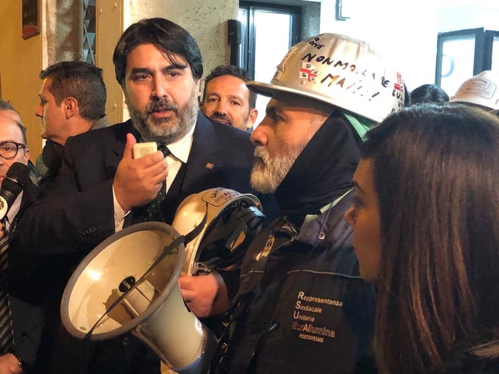 Portovesme, ora è ufficiale: riparte la produzione all’Eurallumina