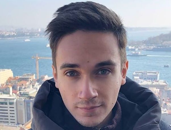 Vlad, il marinaio sulla nave incagliata a Sant’Antioco: “Grazie a chi ci ha salvato la vita”