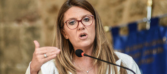 Pensioni, tutti a casa a 64 anni con 35 di contributi?