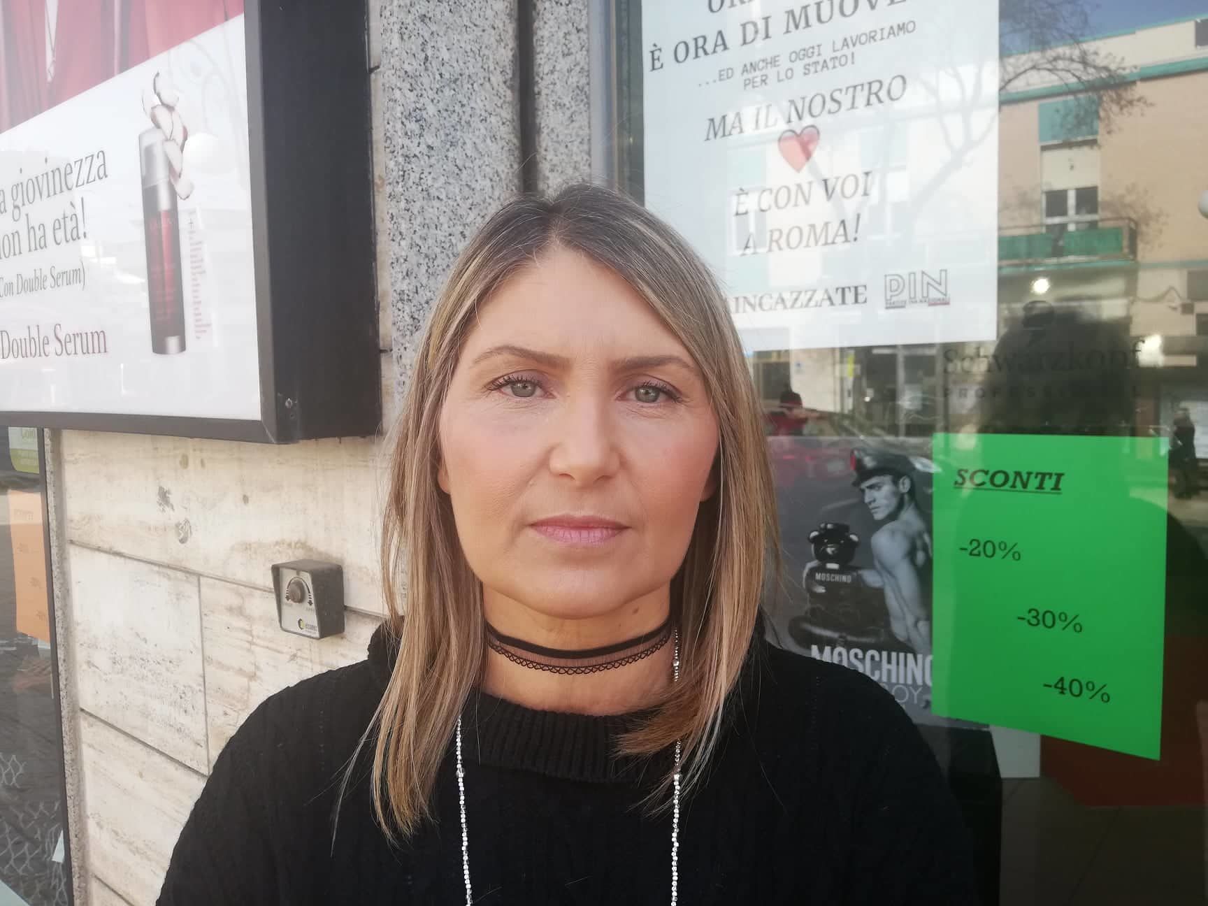 Ludovica di Quartu, negoziante strozzata dalla partita Iva: “Addio allo stipendio sicuro”