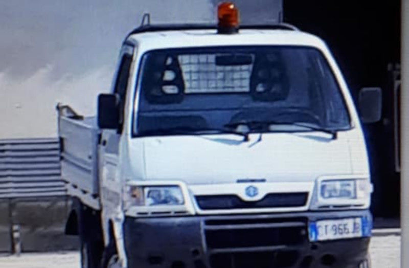 Ladri scatenati a Settimo San Pietro, rubato il furgone del cimitero: “Aiutateci a trovarlo”