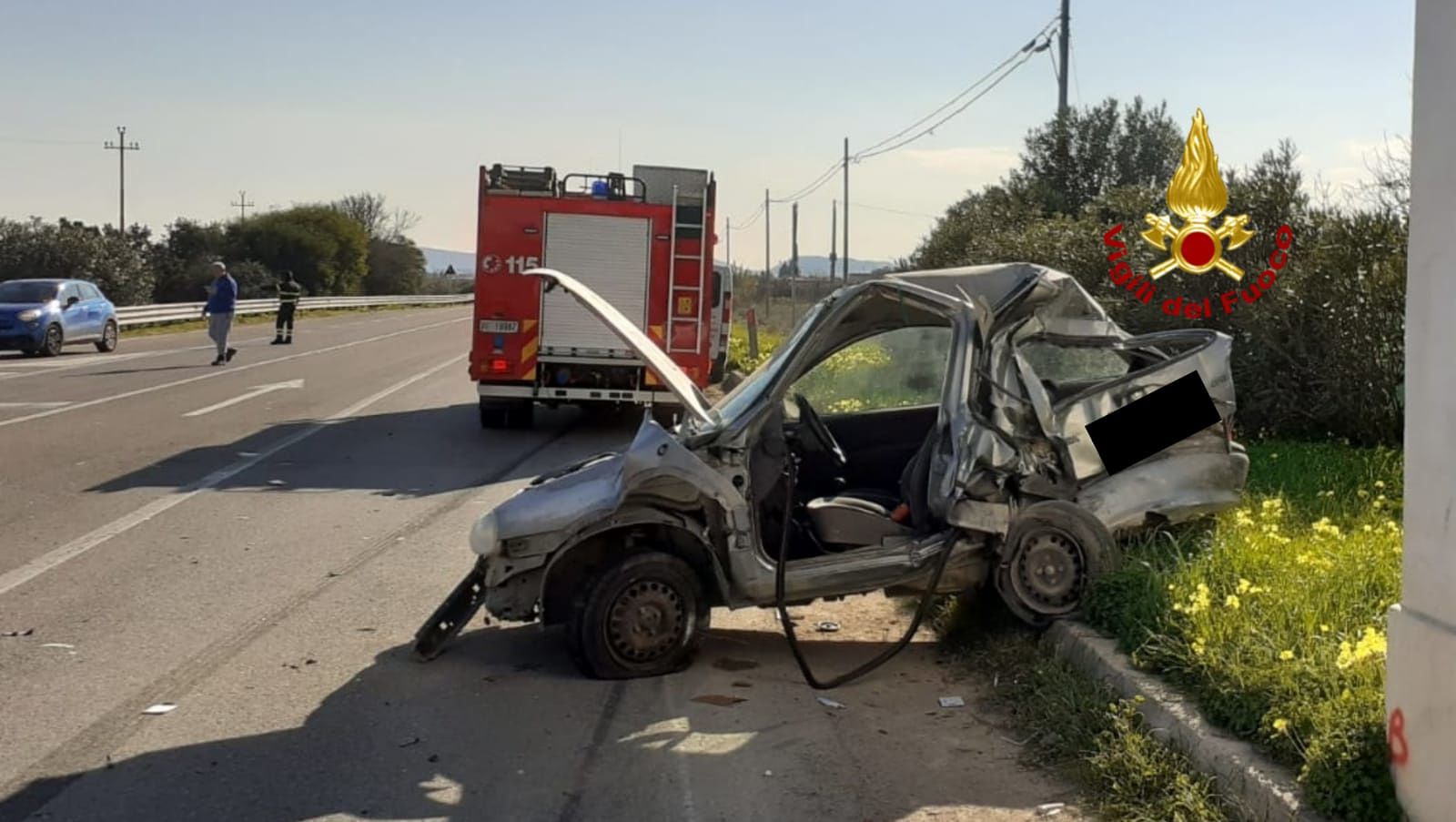Schianto pulmino-auto al bivio per Selargius, in gravissime condizioni il 38enne trasportato al Brotzu (VIDEO)
