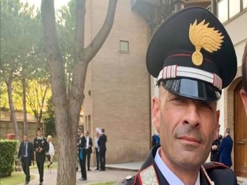 Si lancia col paracadute ma sbaglia l’atterraggio, carabiniere-eroe sardo in gravi condizioni