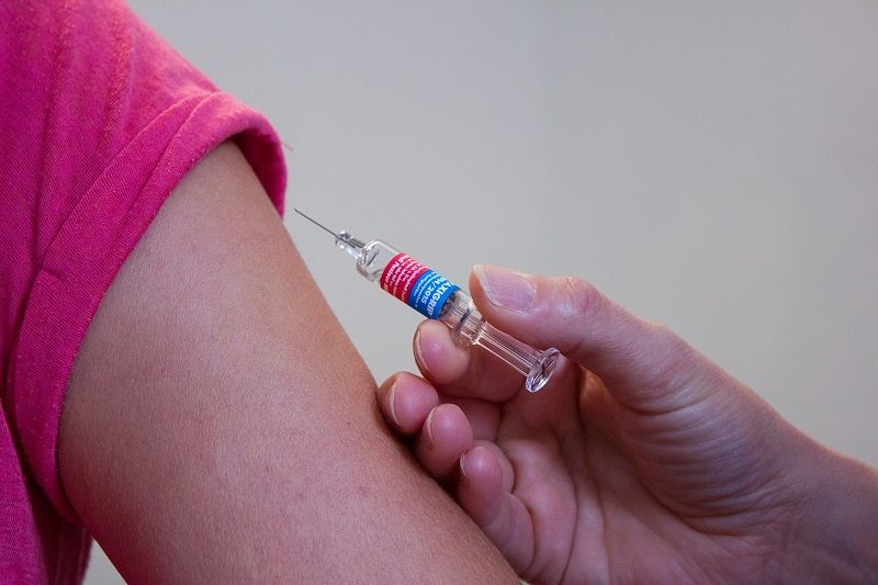L’influenza sbarca in Sardegna, l’esperto: “C’è ancora tempo per vaccinarsi”