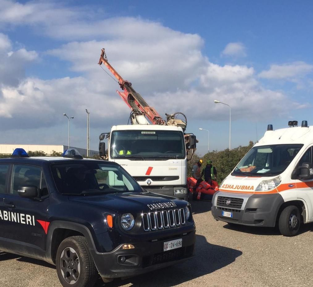 Uta, paura a Macchiareddu: 60enne quartese cade per tre metri e sbatte la testa