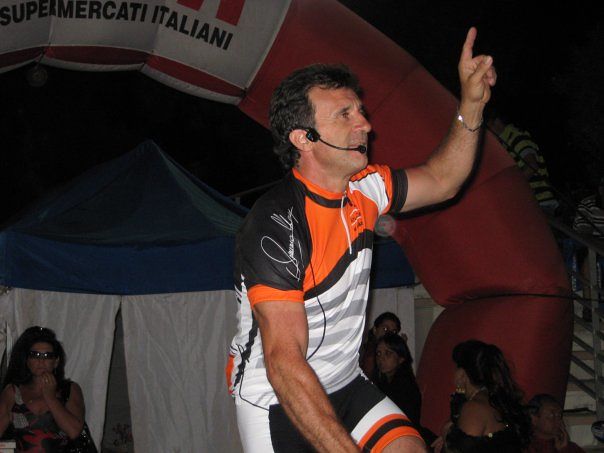 La rabbia di Antonello: “La mia auto rubata a Napoli, poi ritrovata senza targhe: riaverla mi costa 510 euro”