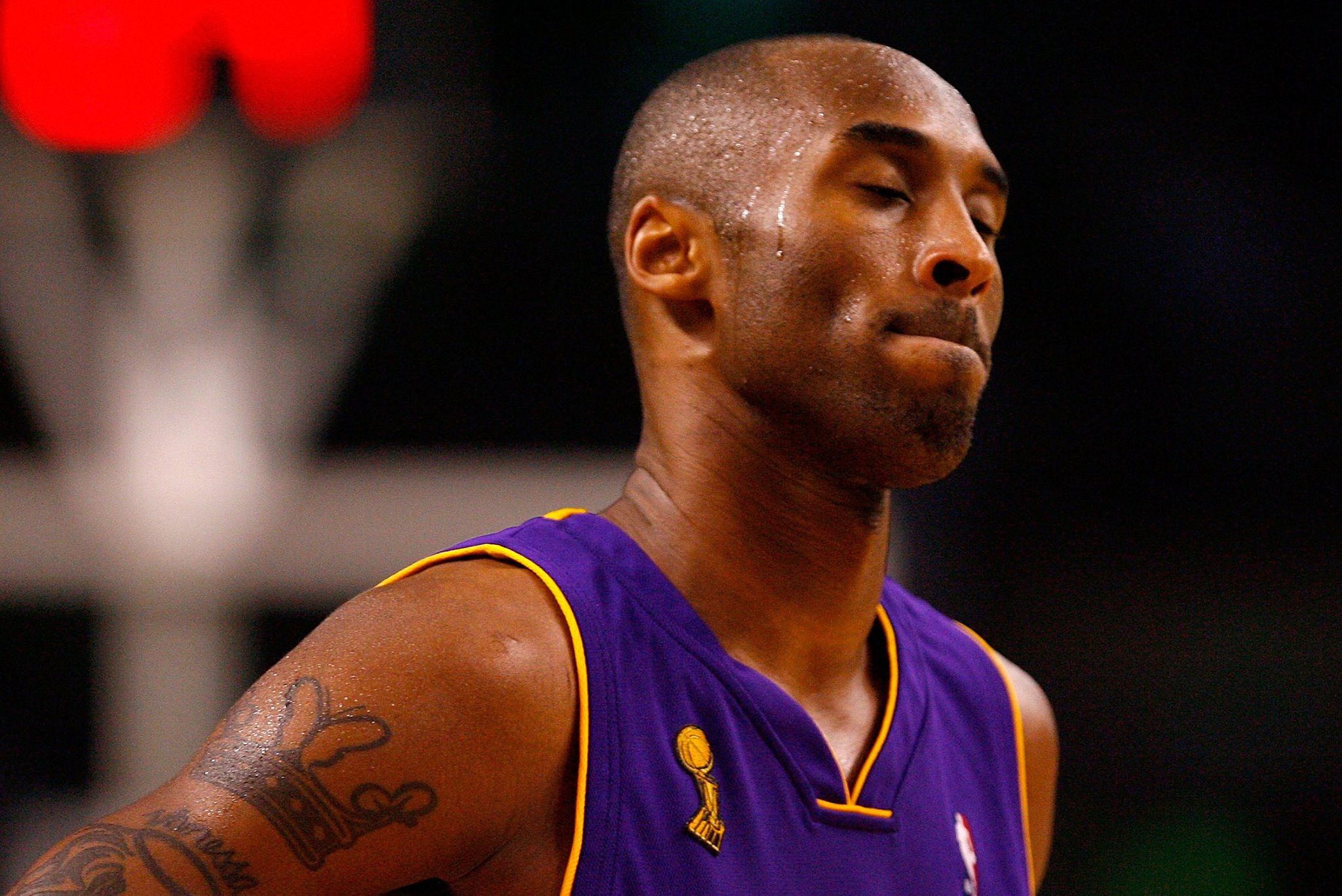 Muore Kobe Bryant, schianto in elicottero: addio alla grande leggenda del basket