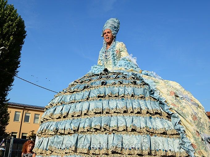 Madame Operà, la star dell’animazione natalizia in centro a Cagliari