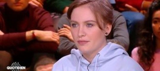 Critica l’islam, ragazza francese non può più uscire di casa