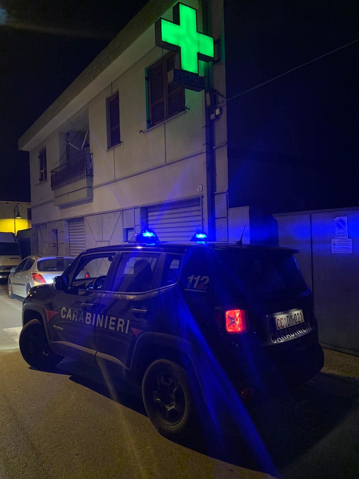 Serdiana: armato e col volto coperto tenta il colpo in farmacia, ma fallisce