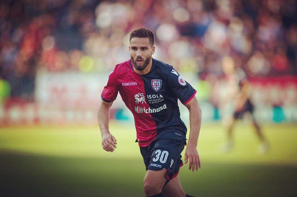 Pavoletti ko, il messaggio social ai tifosi del Cagliari: “Faccio fatica a sorridere”