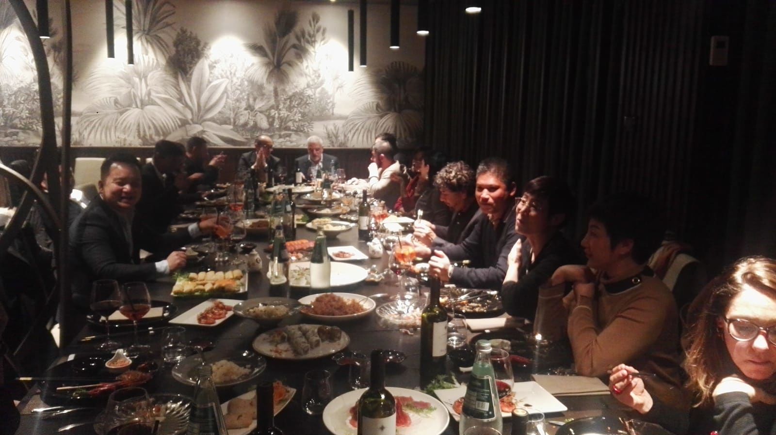 Successo a Quartu per la cena antirazzista tra sardi e cinesi: “Basta con la psicosi Coronavirus”