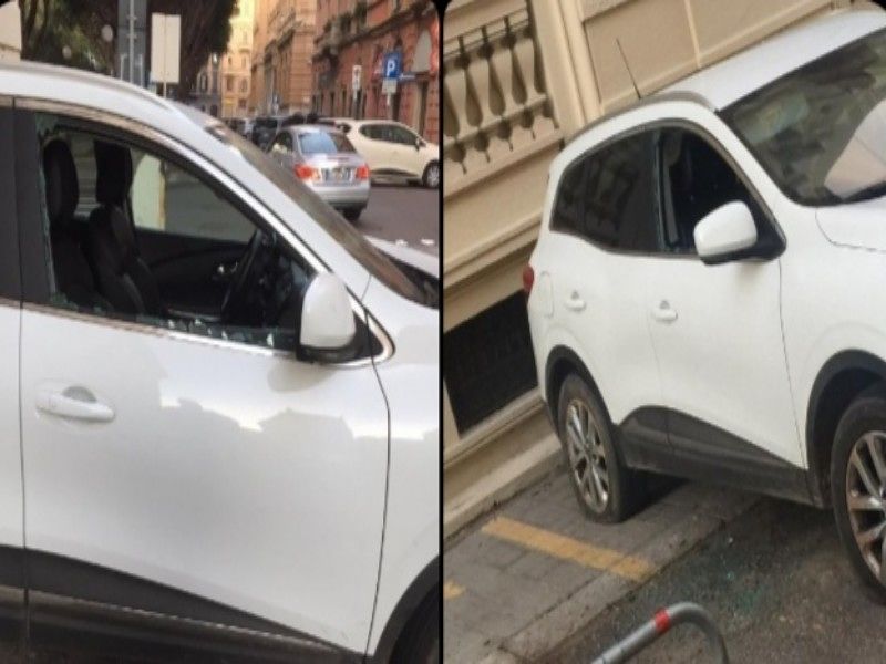 Cagliari, raid teppistico in piazza del Carmine: “Spaccati finestrini e gomme delle auto” 