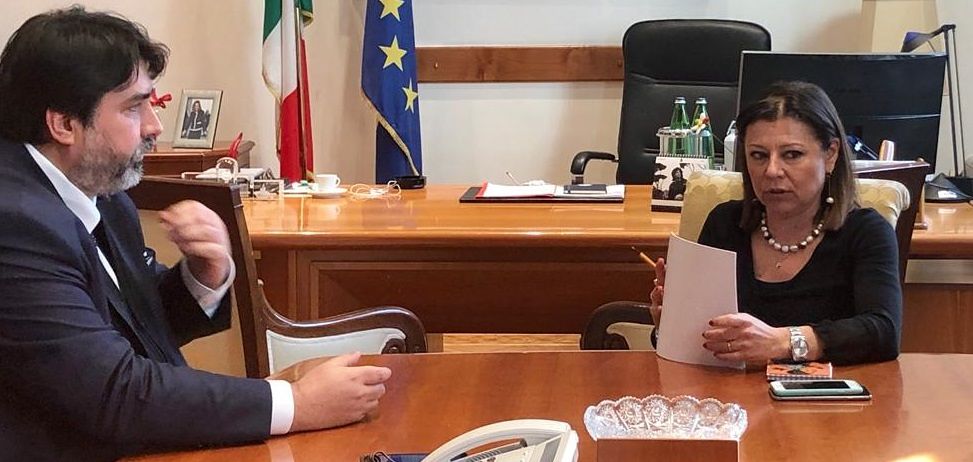 Sì alla continuità territoriale in Sardegna: voli a tariffa agevolata per Roma e Milano tutto l’anno