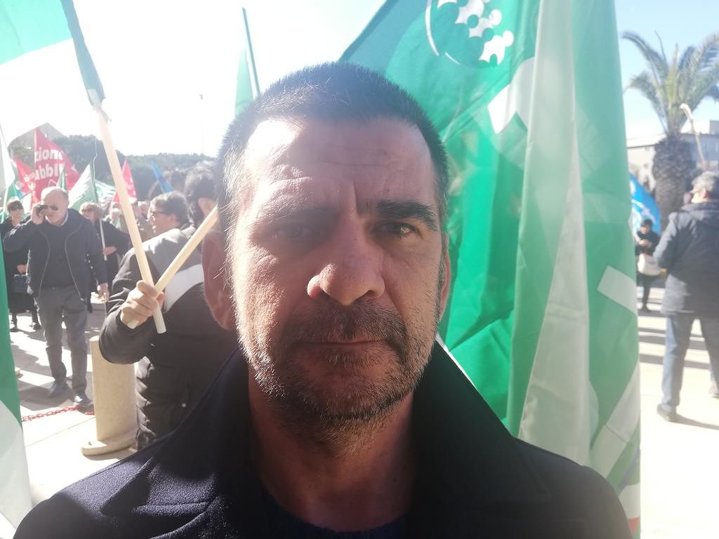 “Io, infermiere del Santissima Trinità di Cagliari aggredito 7 volte: si lavora nella paura”