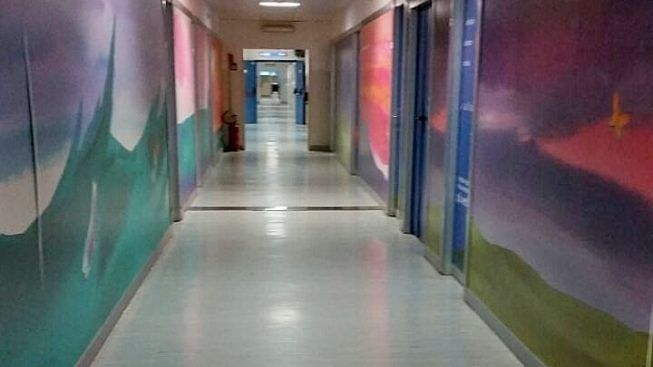 Coronavirus, nuove regole al Brotzu: “Visite singole ai pazienti in tutti i reparti” 