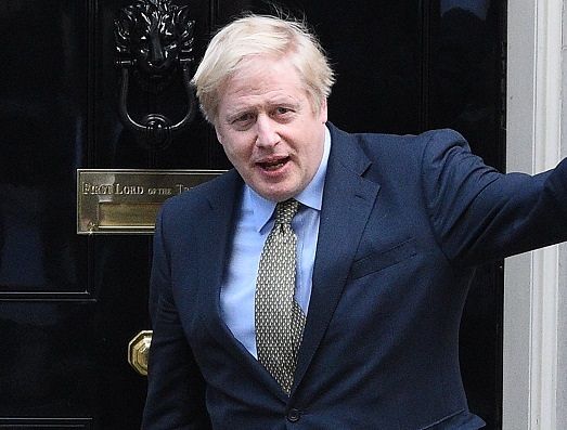 Coronavirus, il rapporto segreto di Londra: “L’epidemia durerà un anno”