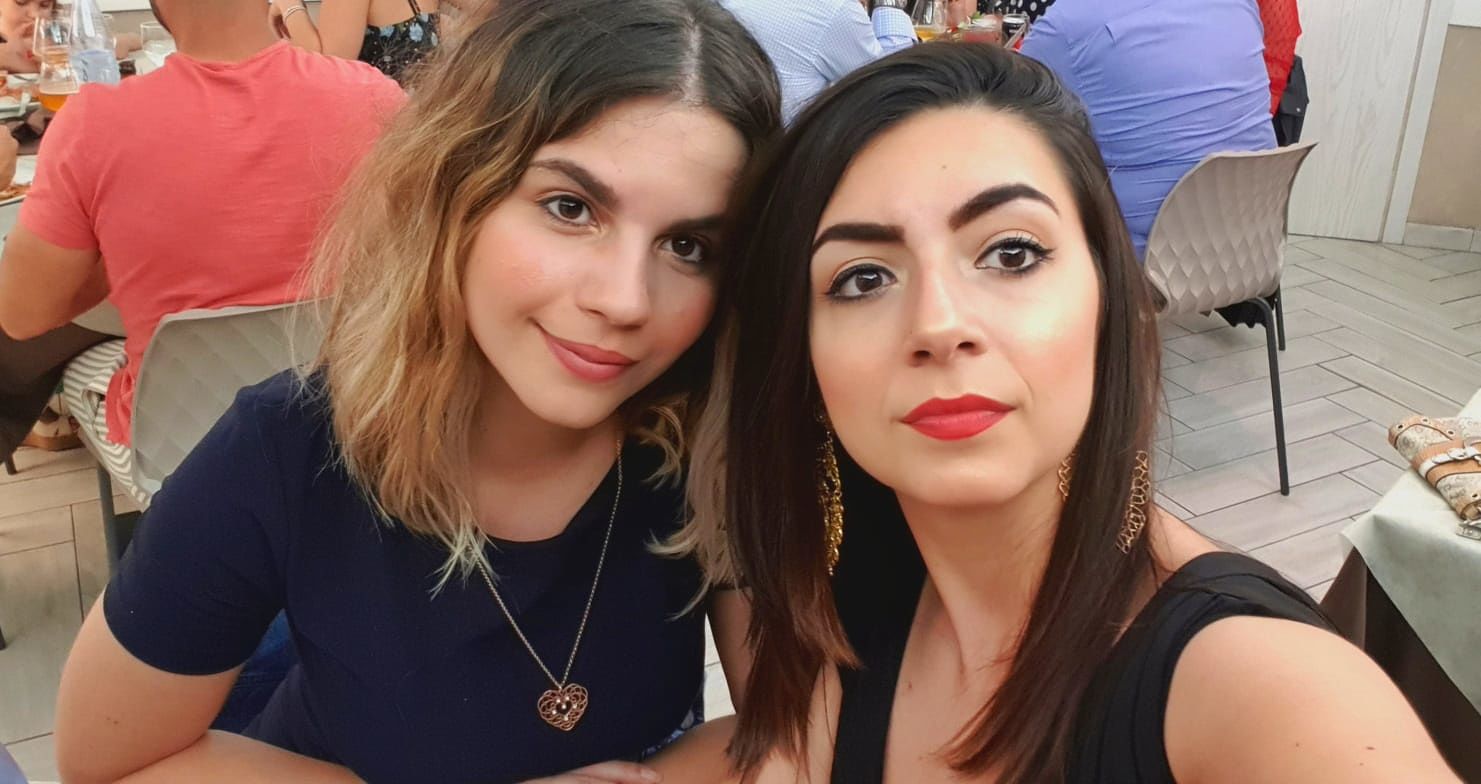 Cagliari, la raccolta fondi ideata da due ragazze per il Santissima Trinità fa boom: “Arriveremo a centomila euro”