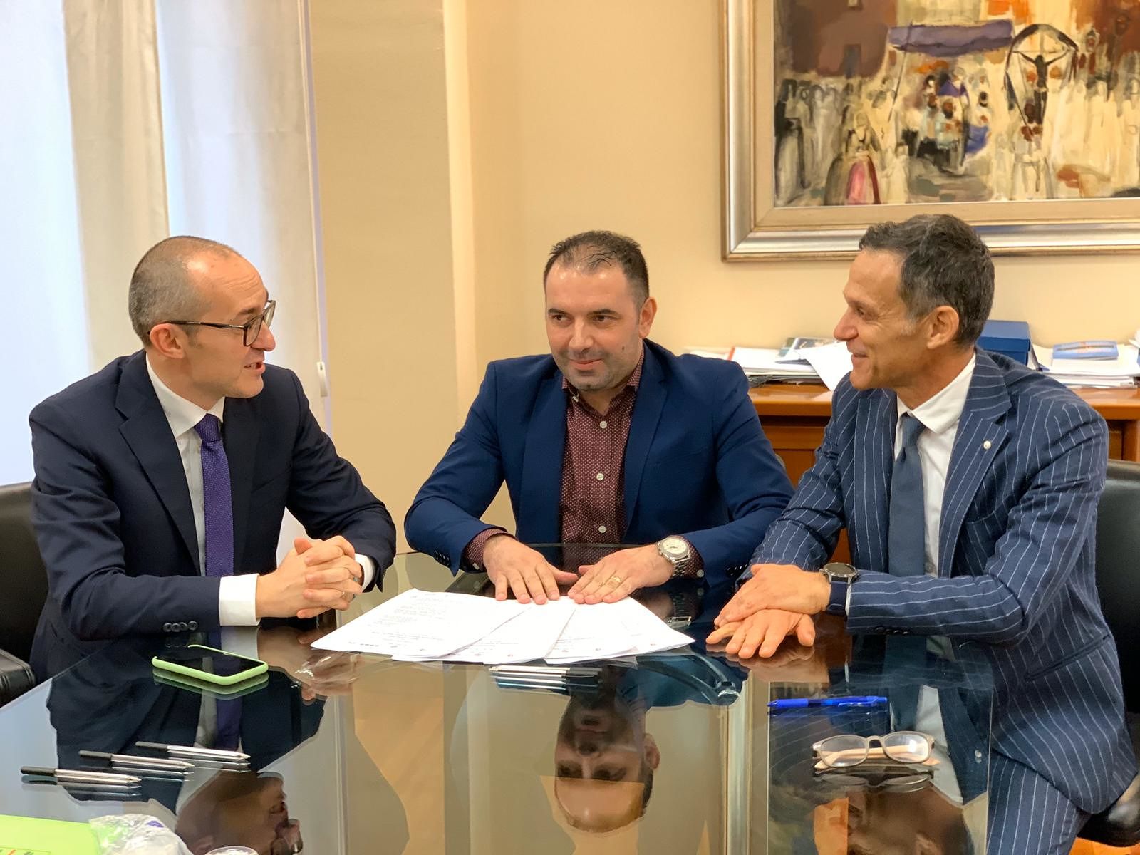 Cagliari, via libera con polemica alla metropolitana Bonaria-Poetto. Truzzu: più strategica la Policlinico-Sestu